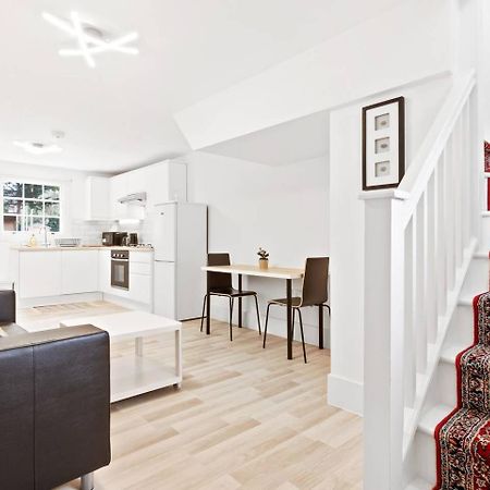 Airy Spacious 1 Bedroom Aprtment With Garden In Brixton Londen Buitenkant foto
