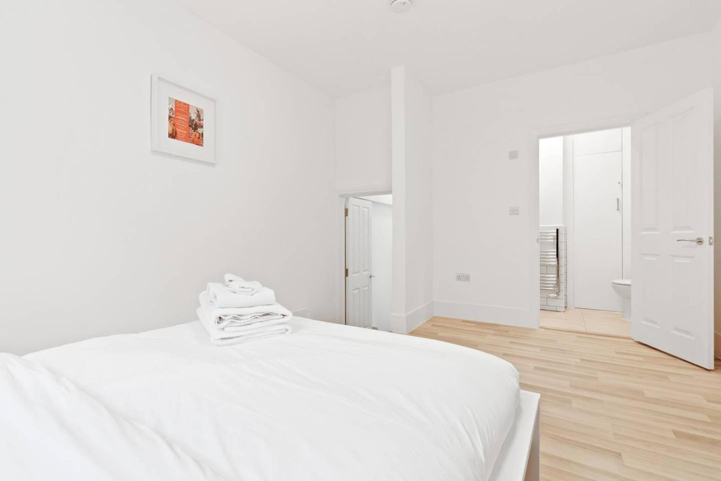 Airy Spacious 1 Bedroom Aprtment With Garden In Brixton Londen Buitenkant foto