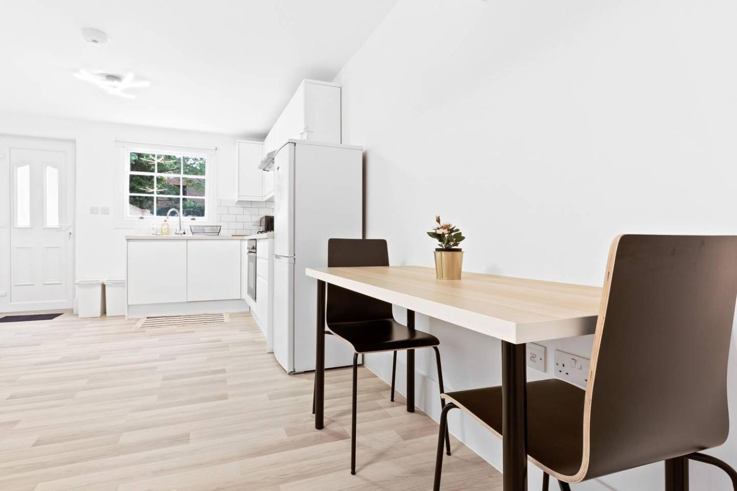 Airy Spacious 1 Bedroom Aprtment With Garden In Brixton Londen Buitenkant foto