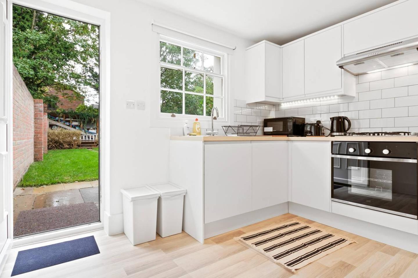 Airy Spacious 1 Bedroom Aprtment With Garden In Brixton Londen Buitenkant foto